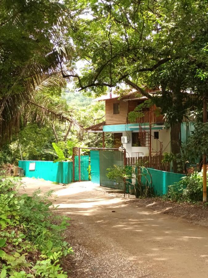 Apartamento Chicama : Burnt Toast Surfcamp Nosara Exterior foto